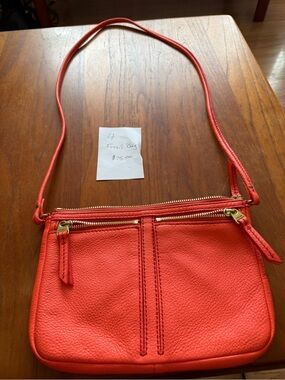 Fossil Coral Red Pebble Leather Crossbody Bag